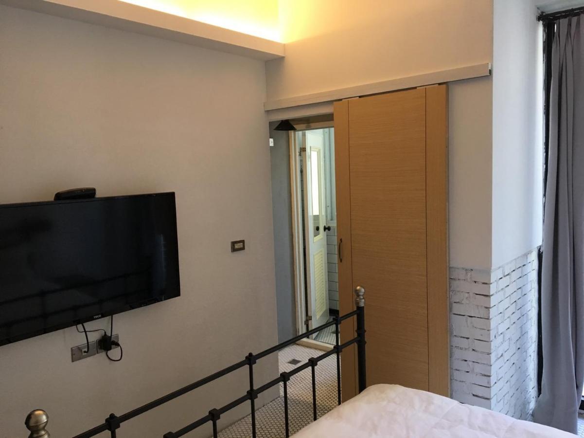 白狗公寓amo B&B市區金三角 東大門夜市 Хуалиен Сити Екстериор снимка